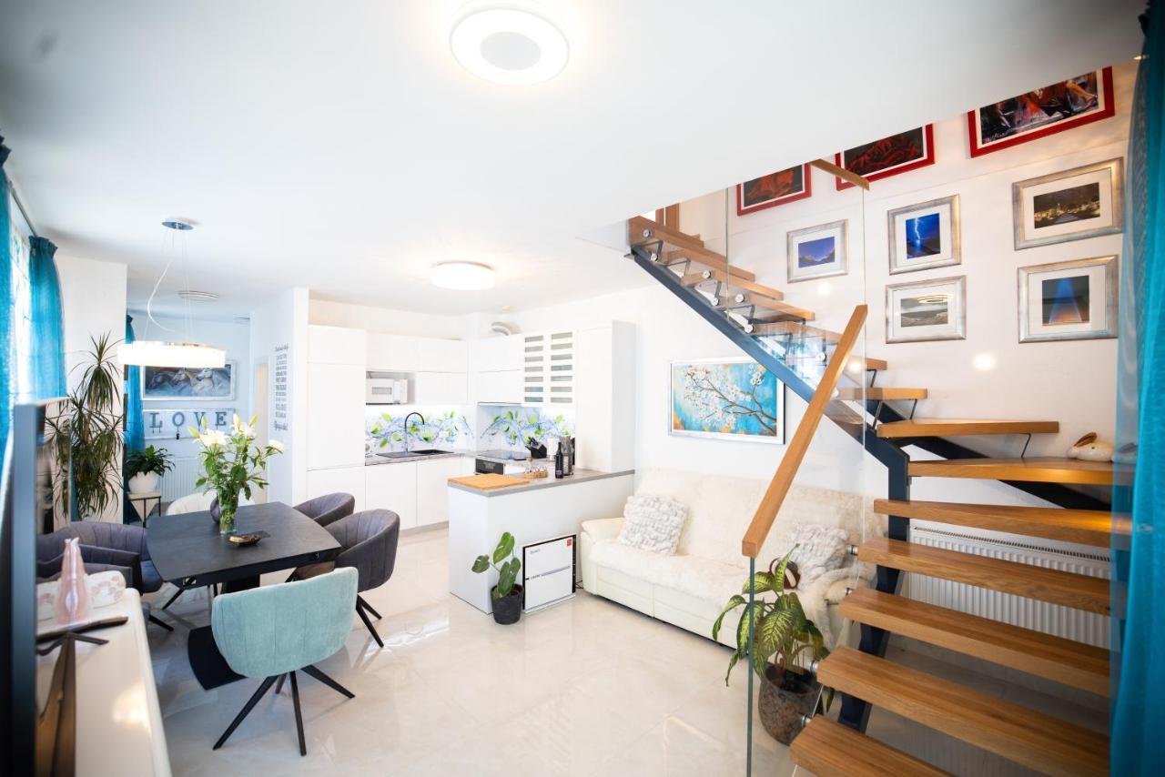 Tirkizni Val Apartment Zadar