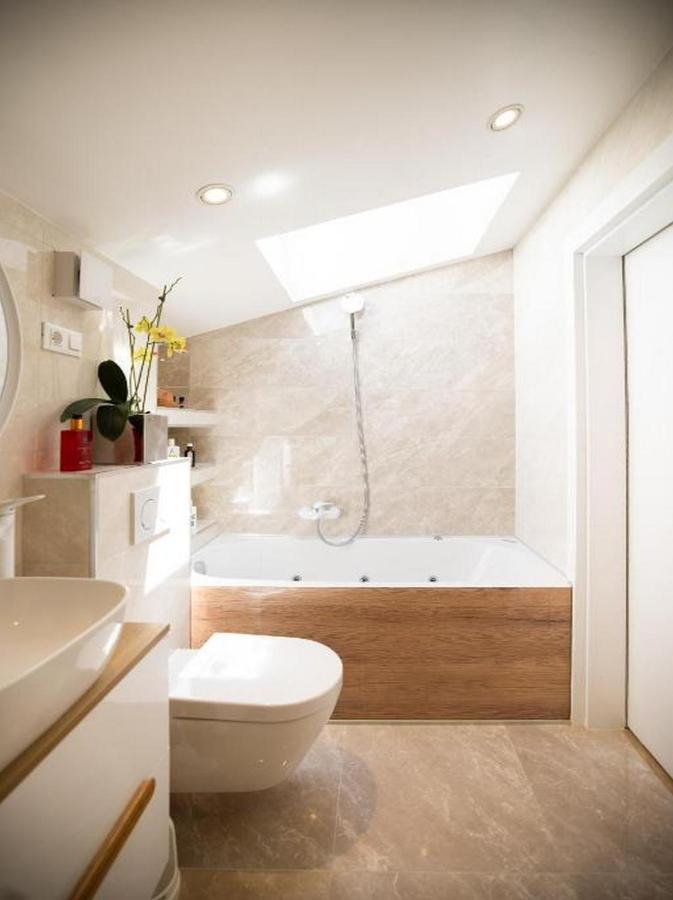 Tirkizni Val Apartment *